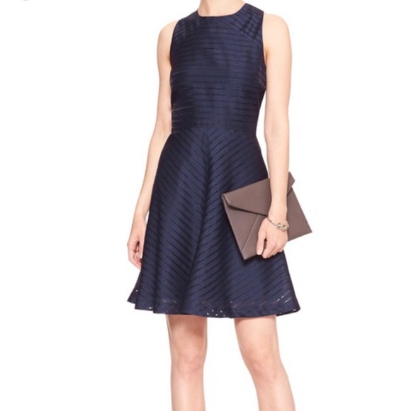 Banana Republic Factory Dresses & Skirts - Banana Republic Factory Striped Fit&Flare